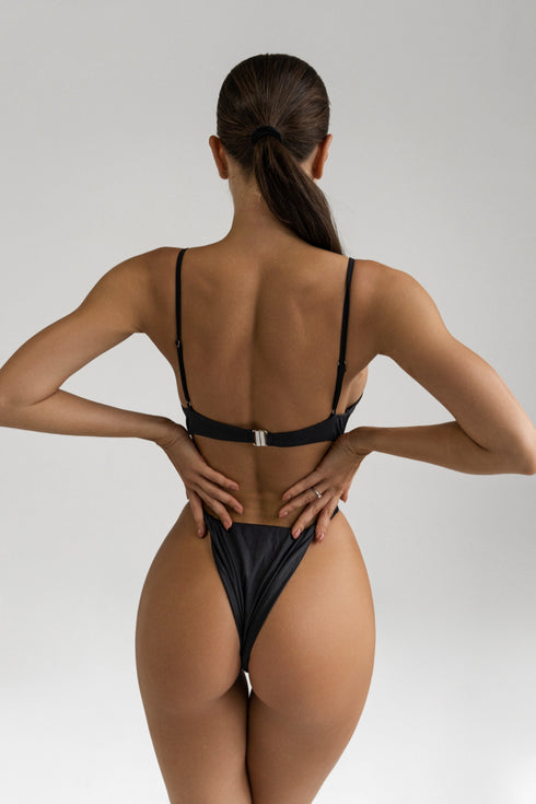 AIRRA Nissi Swimsuit Ribbed Black